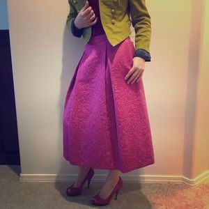 High Waisted Textured Magenta Panel Midi Skirt 💕